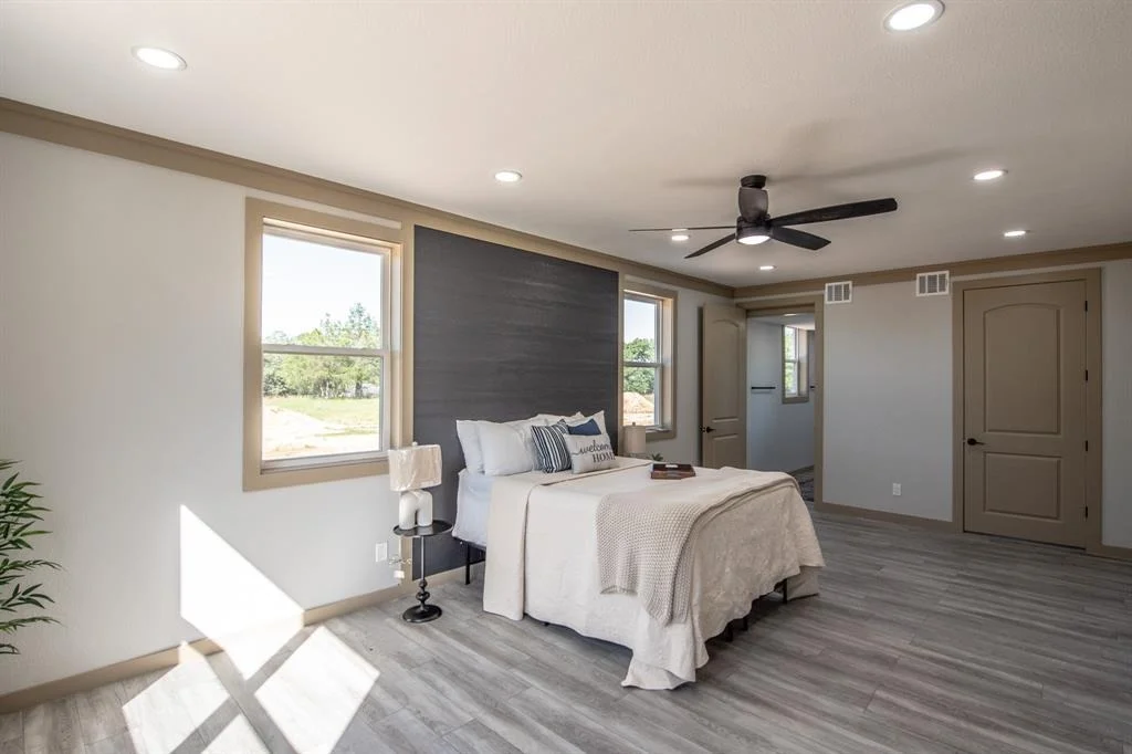 Photo of 103 Whispering Oaks