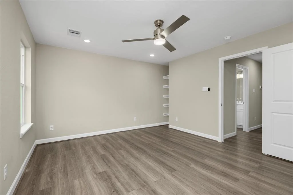 Photo of 7937 Fields Street