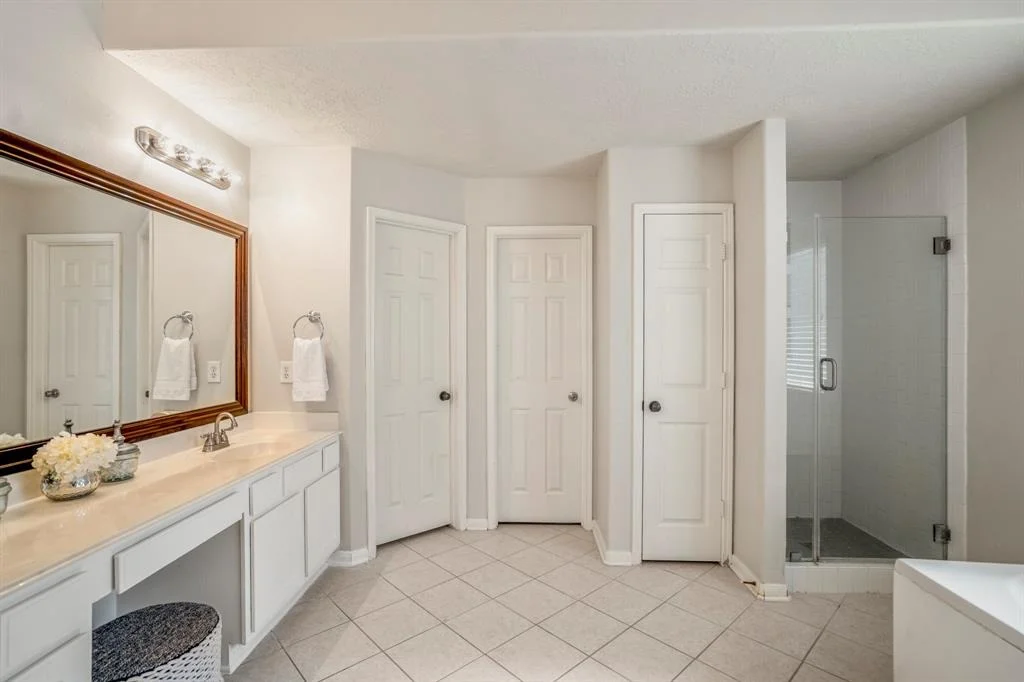 Photo of 5922 Skyhaven Lane