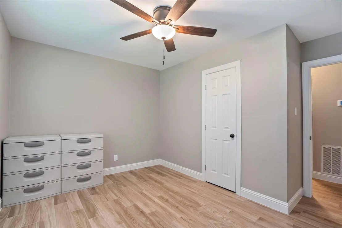 Photo of 13202 Vernon Road