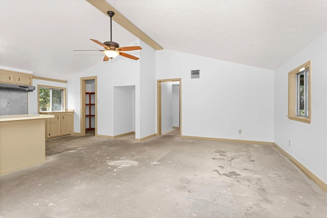Photo of 5693 Cessna Drive