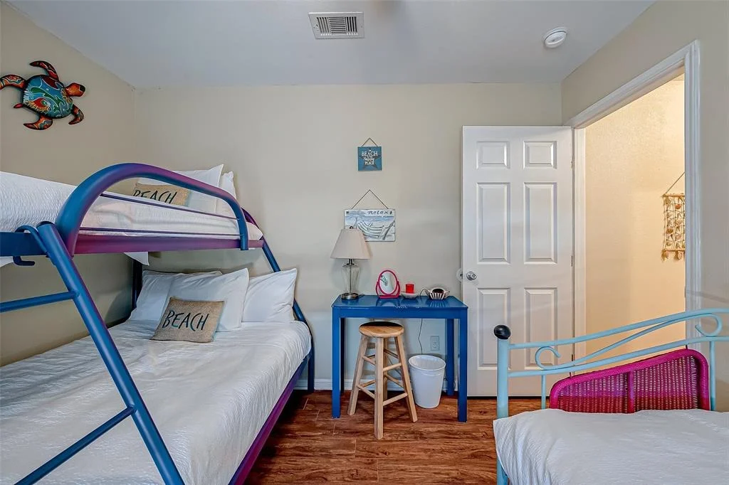 Photo of 1115 White Cap Drive