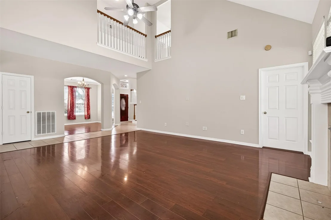 Photo of 15706 Clear Pointe Drive