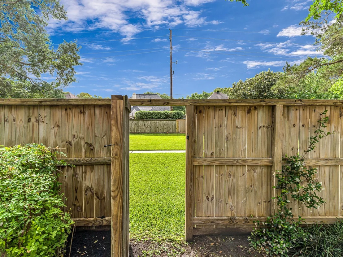 Photo of 23434 Fairbranch Drive