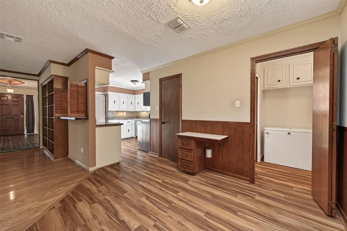 Photo of 6210 Claridge Drive