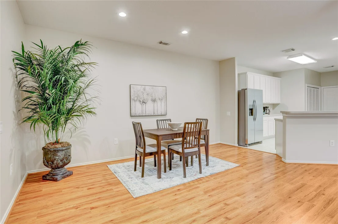 Photo of 5310 Garnetfield Lane