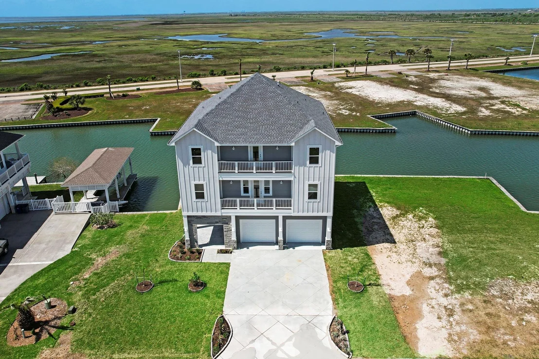 Photo of 20 Largo