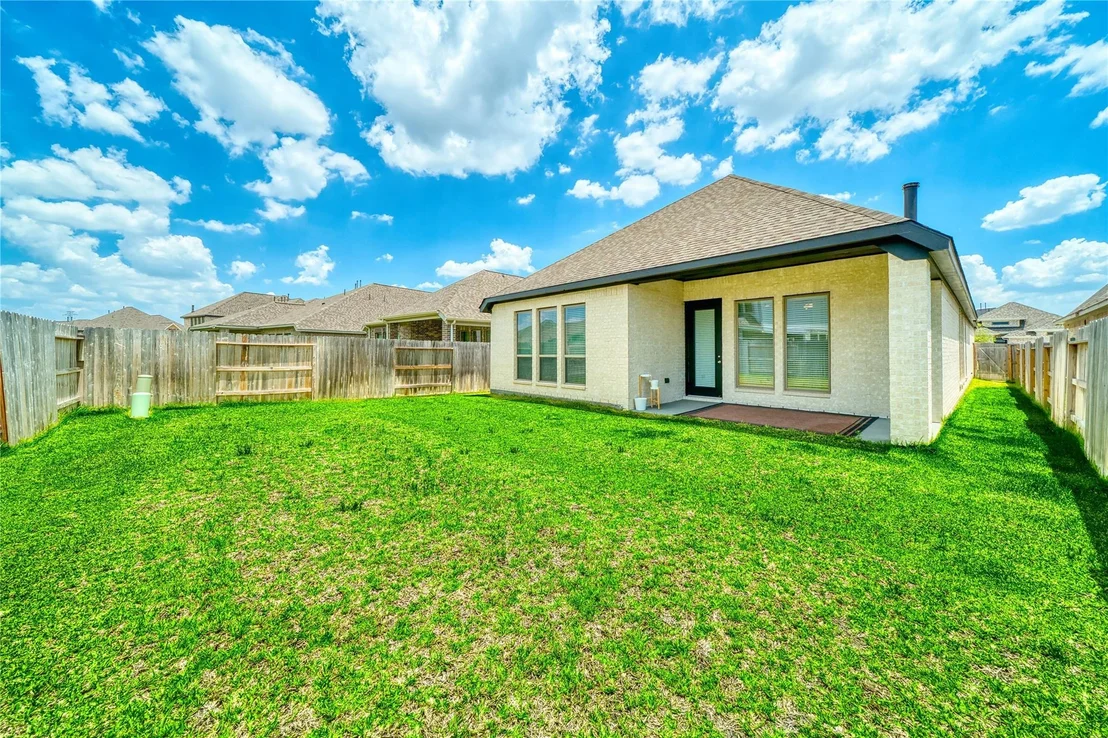 Photo of 8827 Harbor Pines Drive