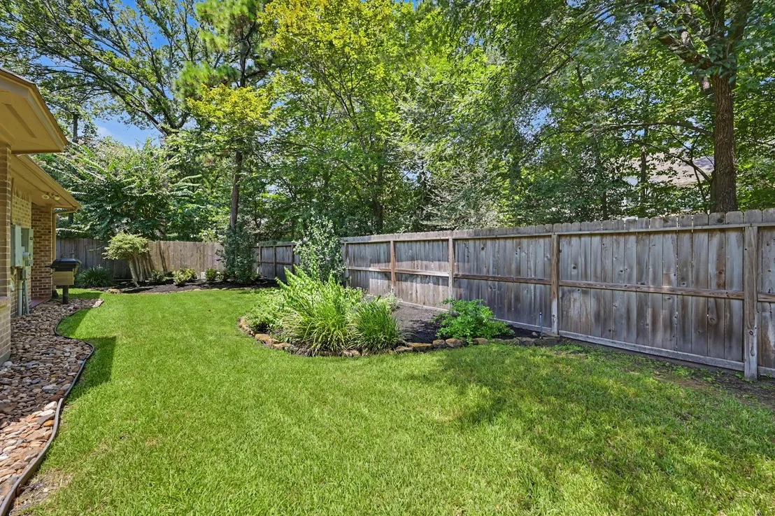 Photo of 22 N Castlegreen Circle