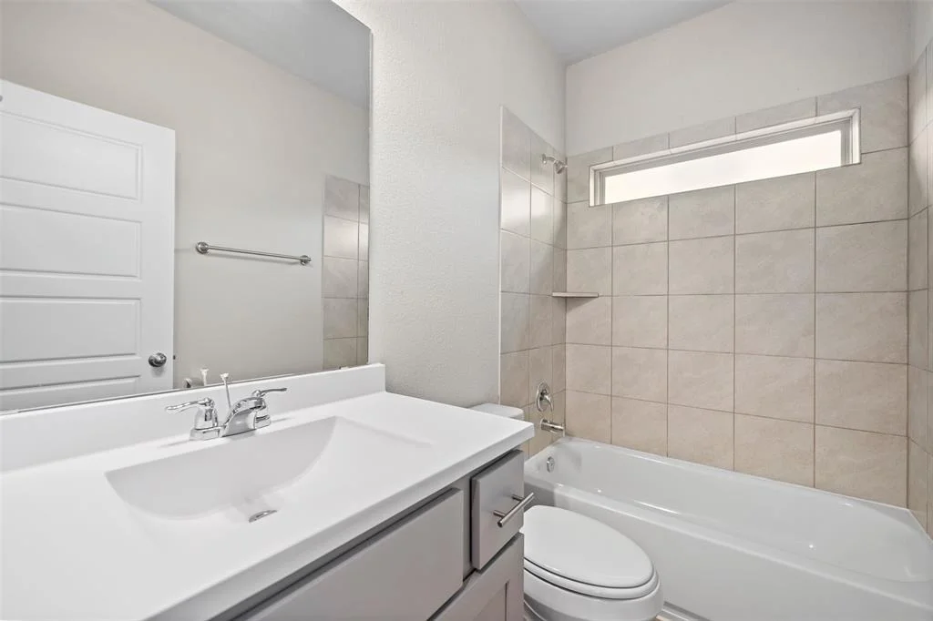 Photo of 341 Emerald Thicket Lane