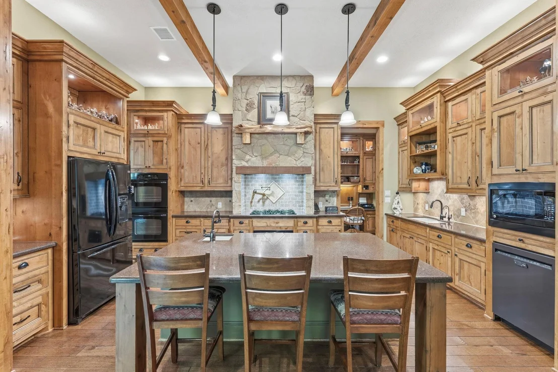 Photo of 6148 Waltons Point