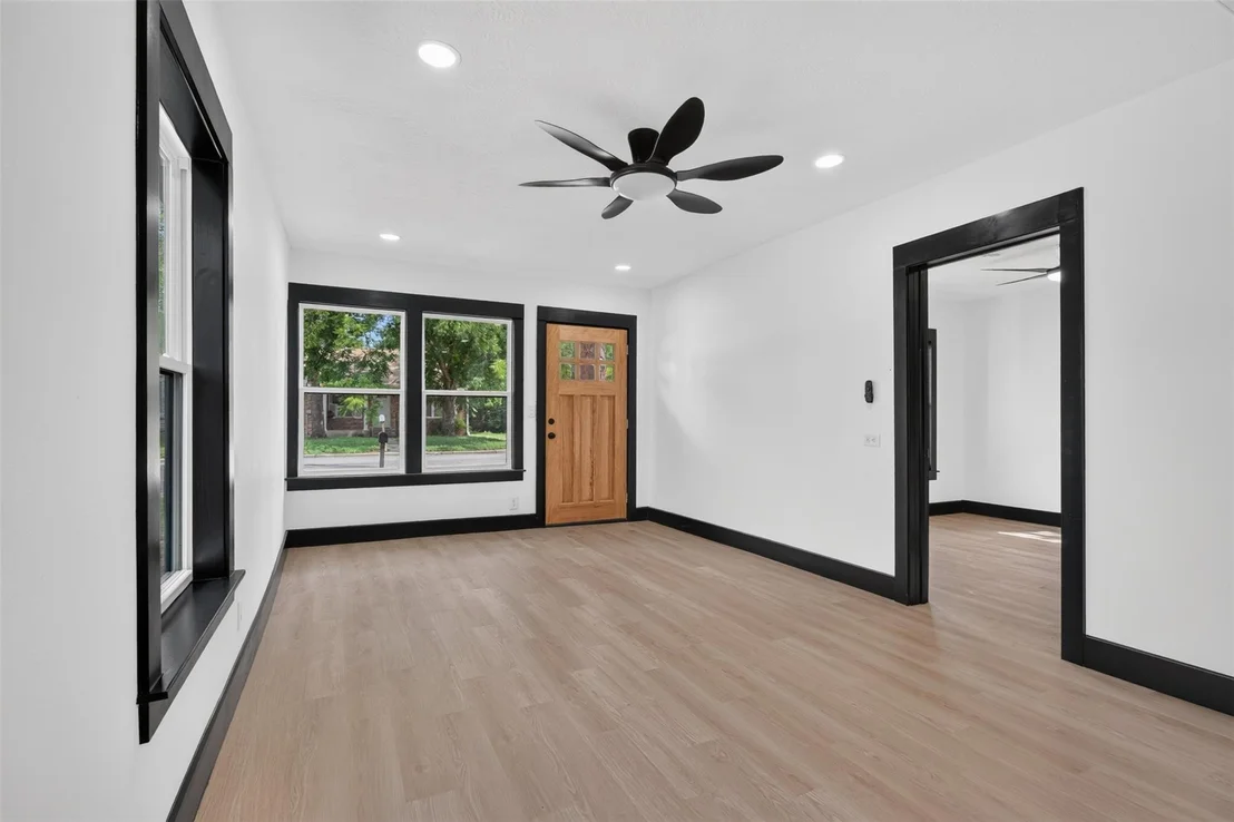 Photo of 1506 Clay Street