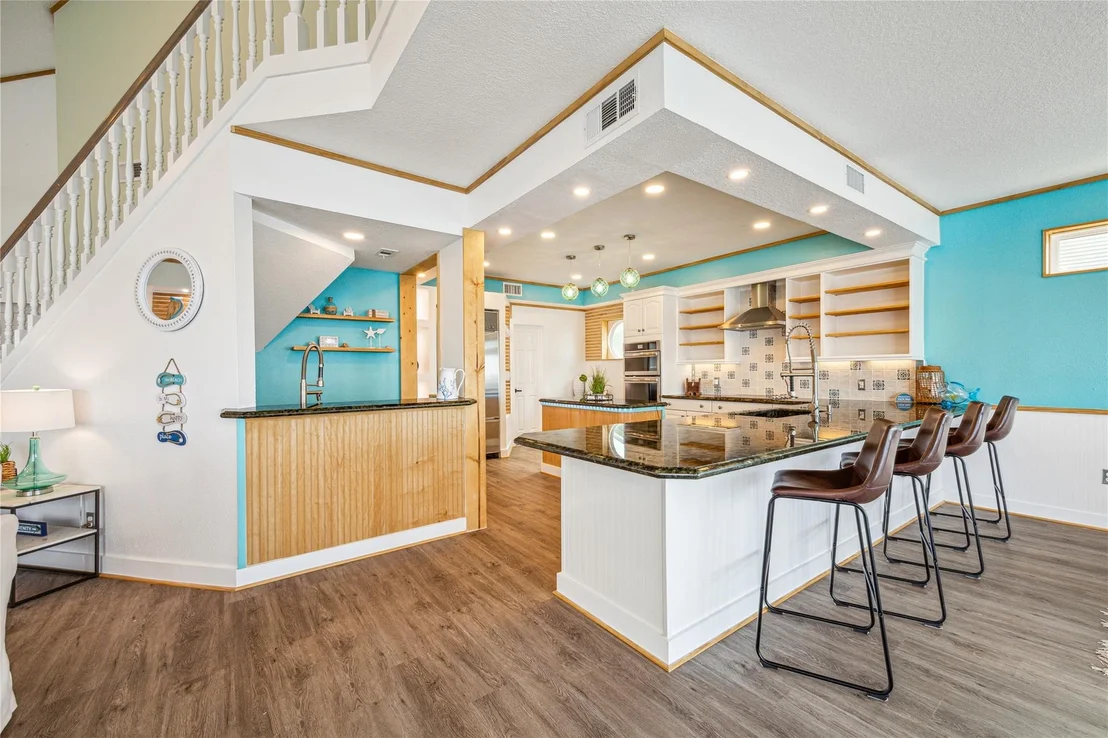 Photo of 1322 Outrigger