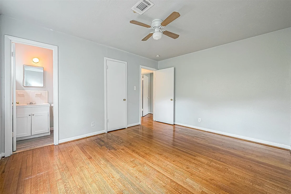 Photo of 5646 Cedarburg Drive