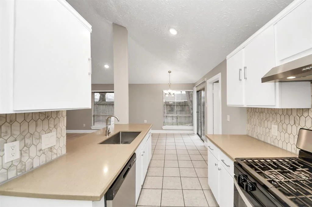 Photo of 10046 Rosbrook Drive