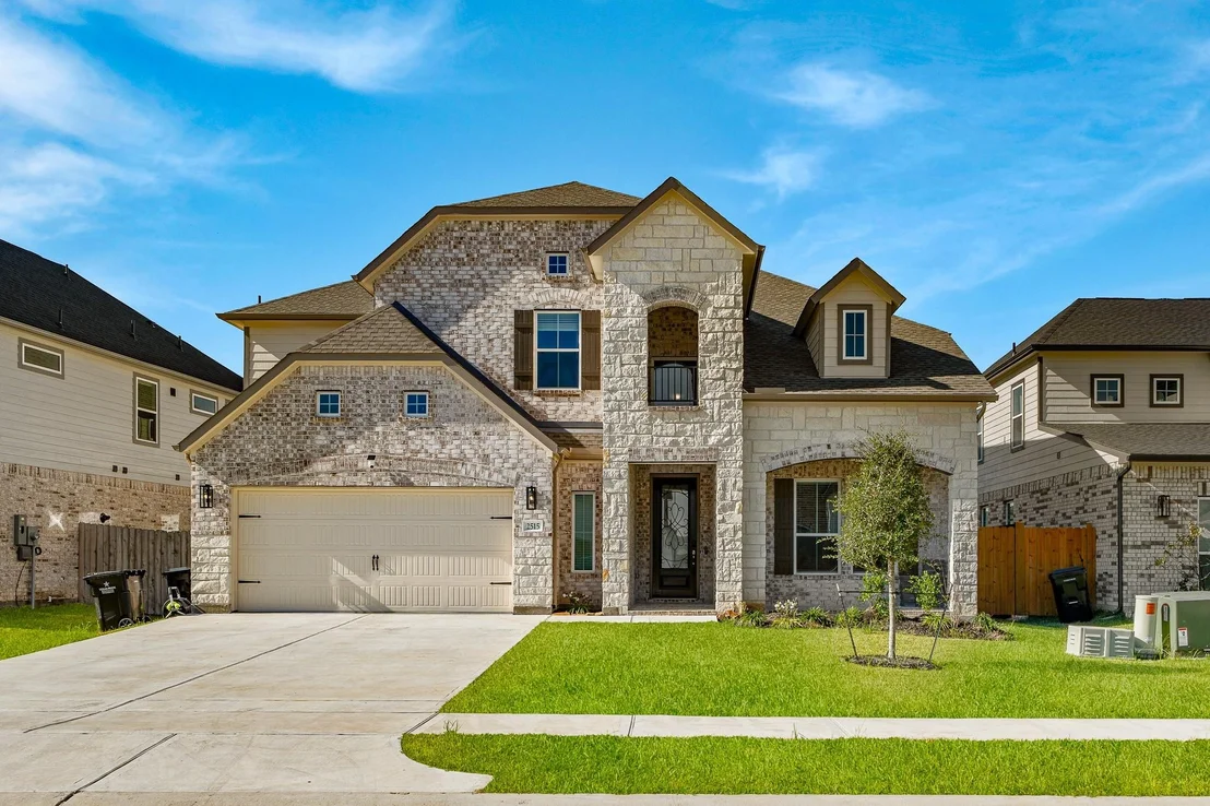 Photo of 2515 Red Hickory Drive