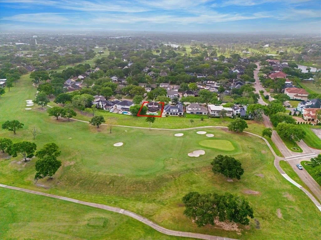 Photo of 619 Chevy Chase Circle