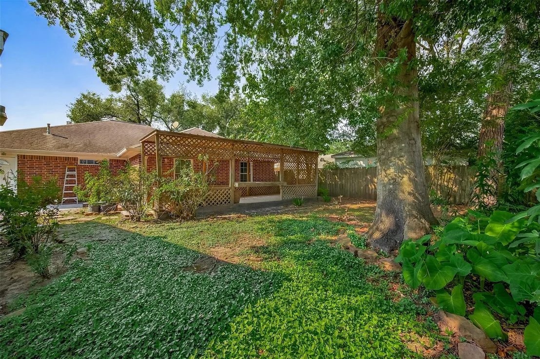 Photo of 10506 Sagebriar Drive