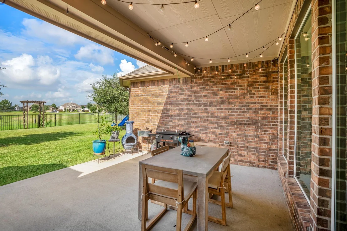 Photo of 7511 Laguna Lake Drive