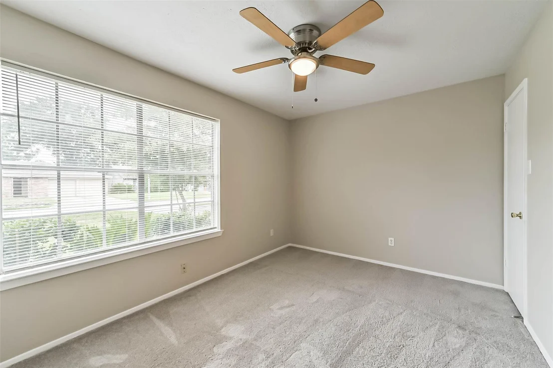 Photo of 20015 Lions Gate Drive