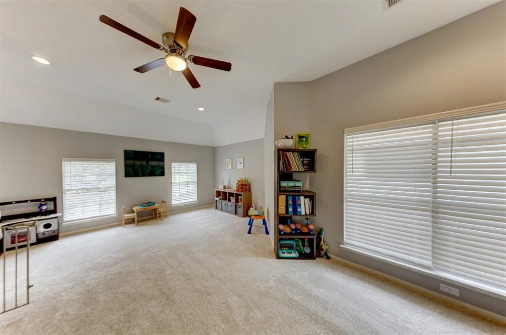 Photo of 1005 Glenview Drive