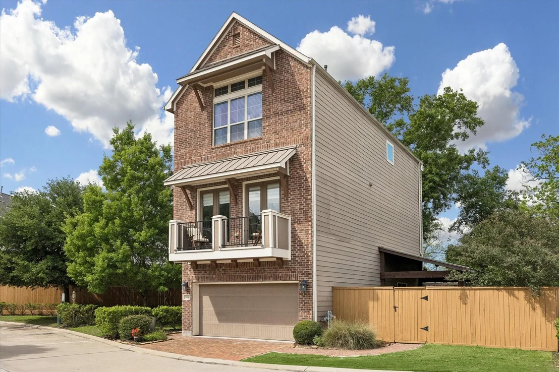 Photo of 1018 Shepherd Oaks Drive