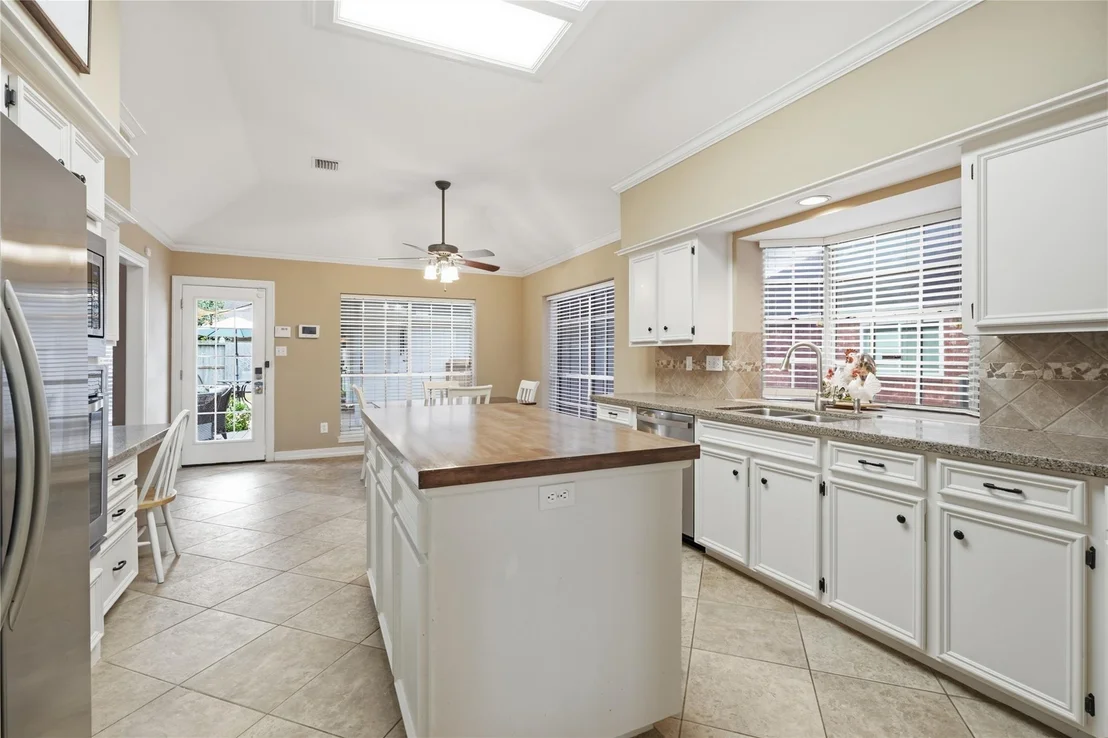 Photo of 4010 Raven River Drive