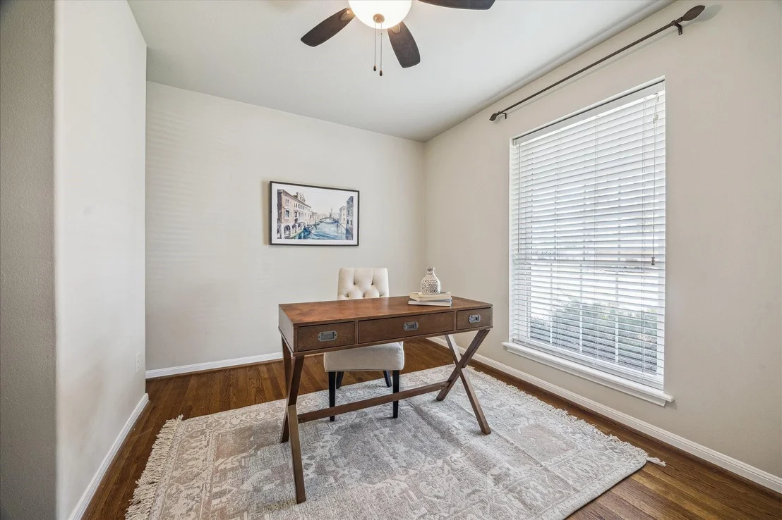 Photo of 1251 Clovis