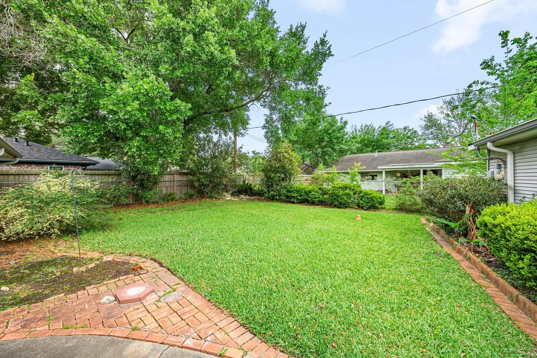 Photo of 11407 Valley Spring Drive