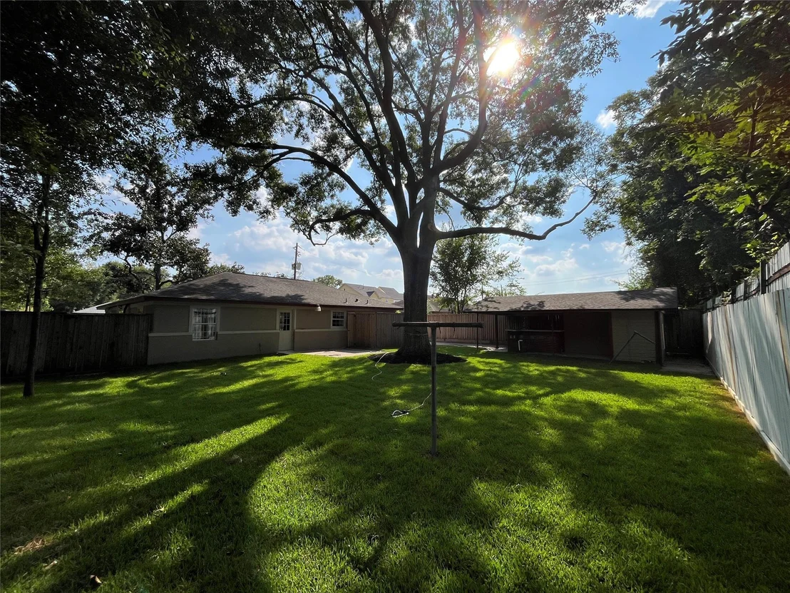 Photo of 2315 Langley Road