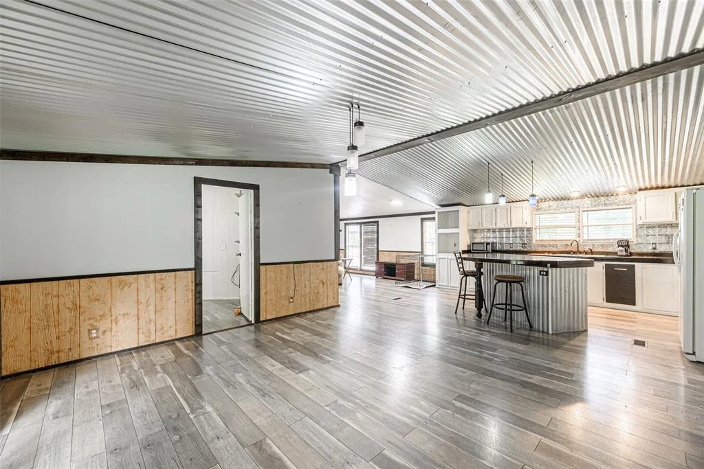 Photo of 17318 Pioneer Trail