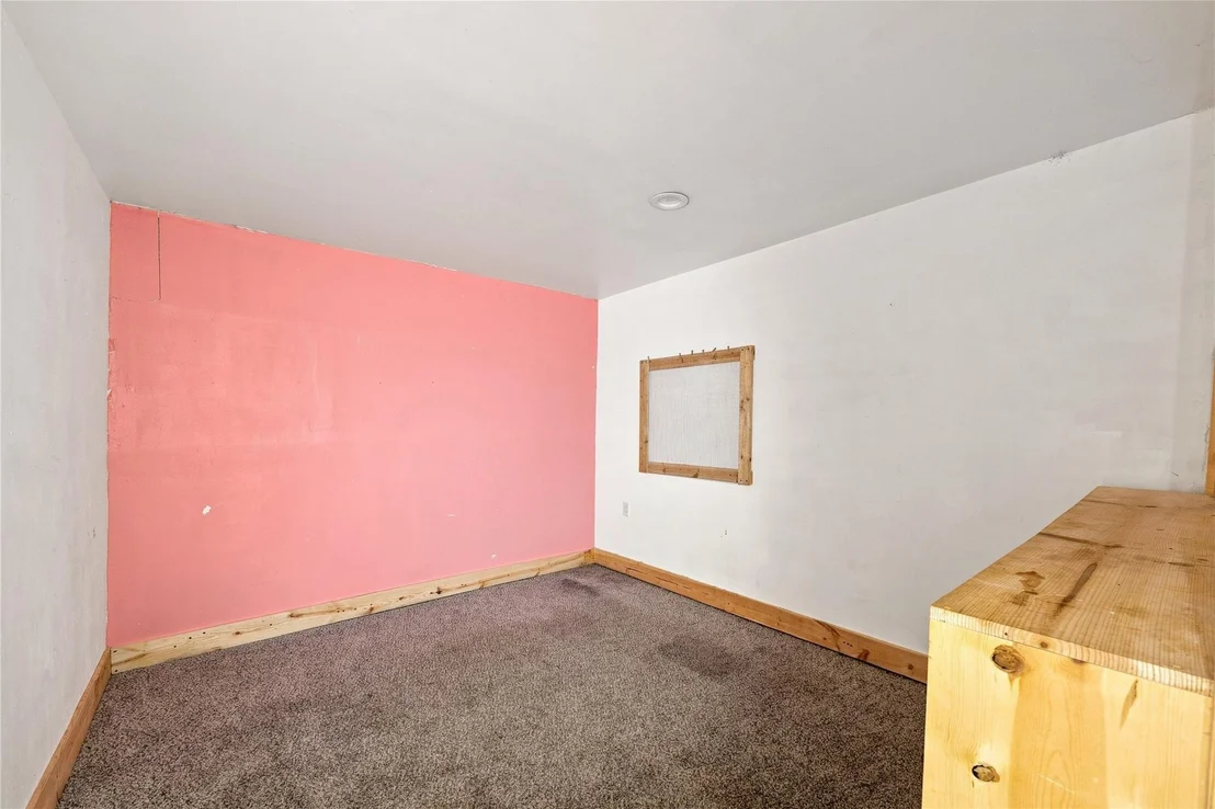 Photo of 761 N Forest Cove Loop