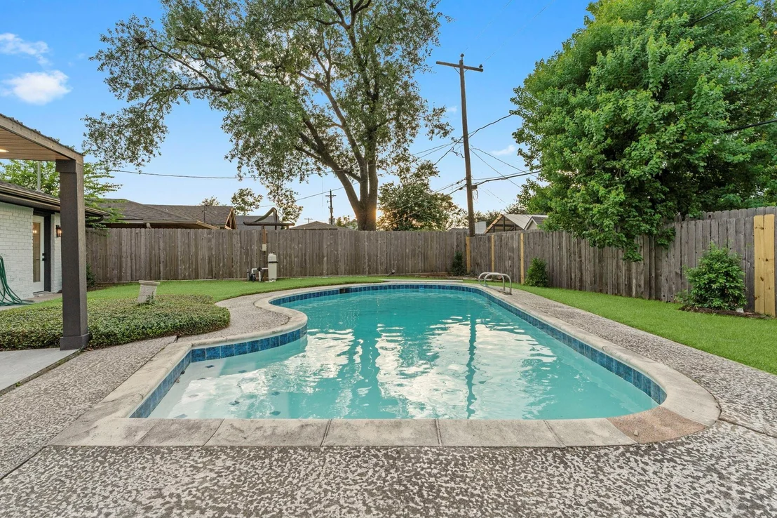 Photo of 2303 Haverhill Drive