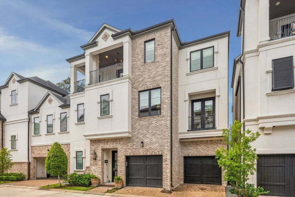 Photo of 1529 Cunningham Parc Lane