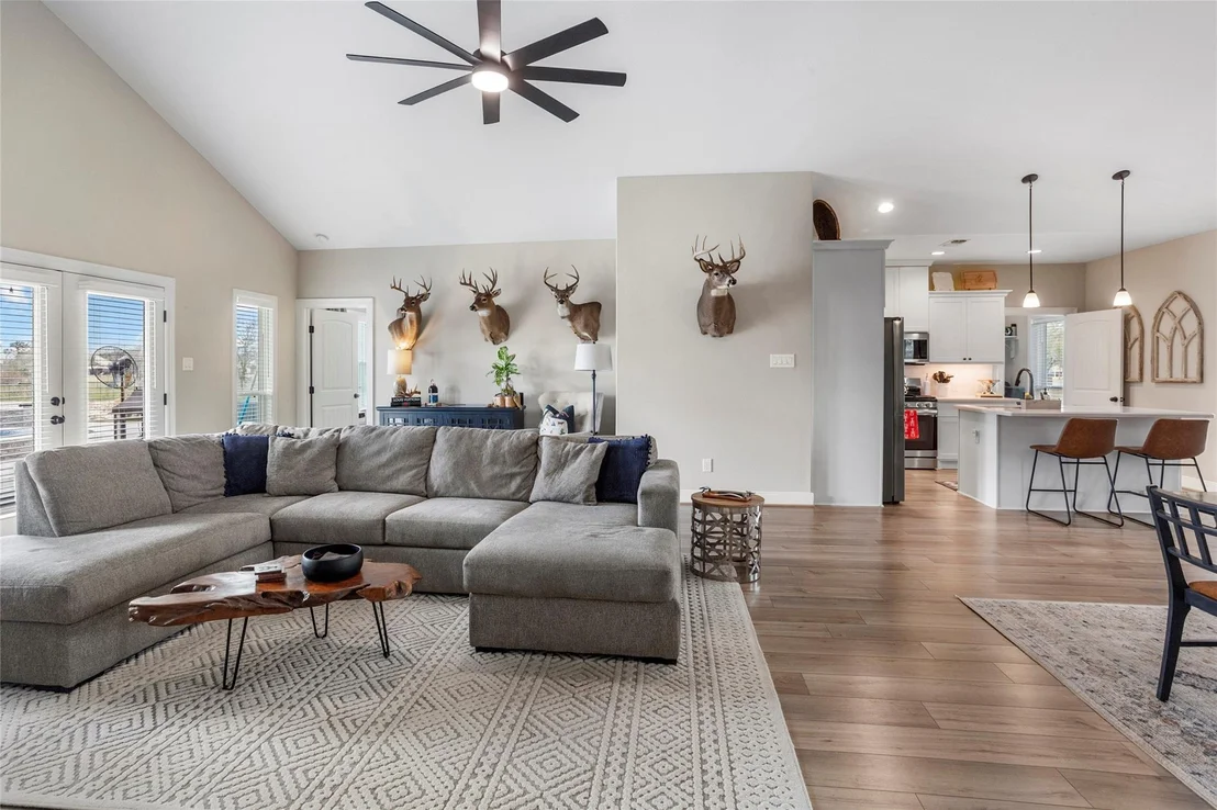 Photo of 7634 Highland Road