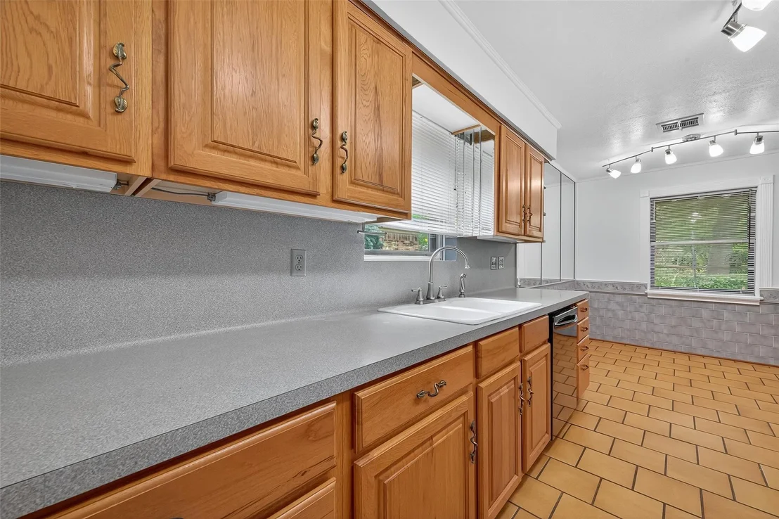 Photo of 7714 Kensico Road