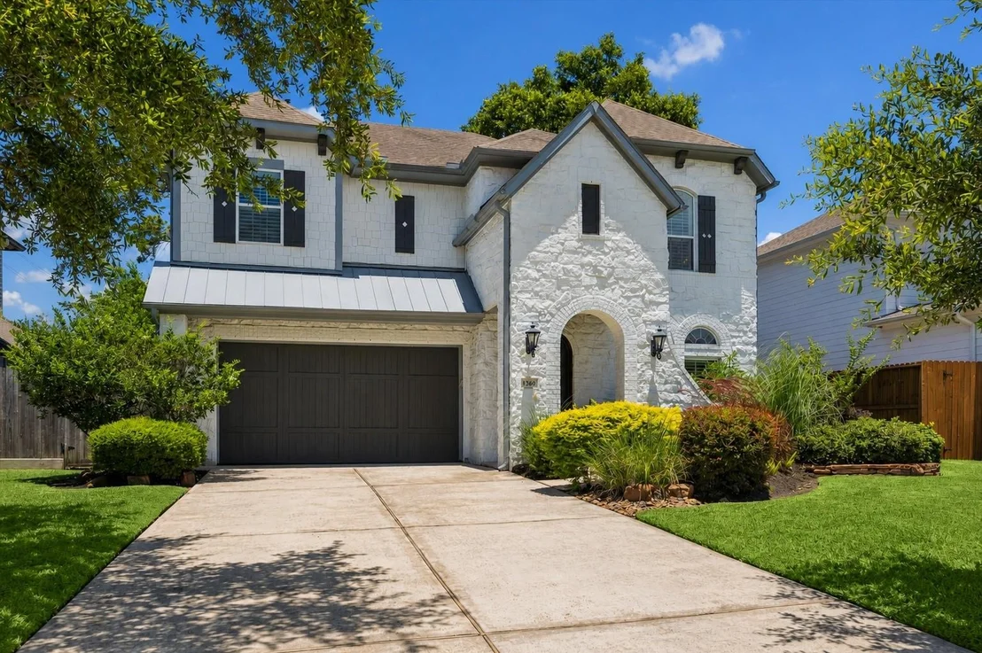 Photo of 1360 Chippendale Road