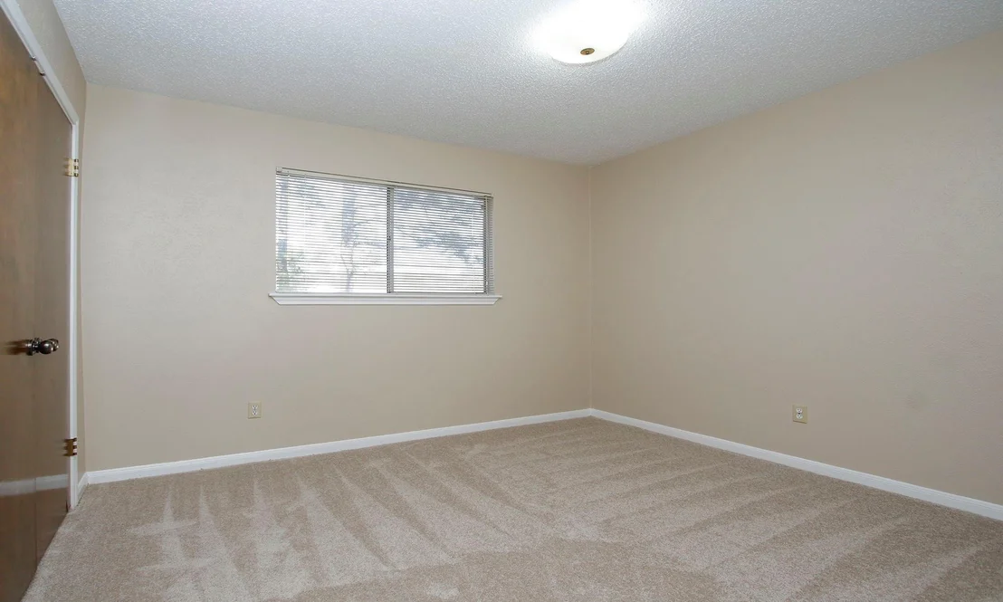 Photo of 15418 Falling Creek Drive