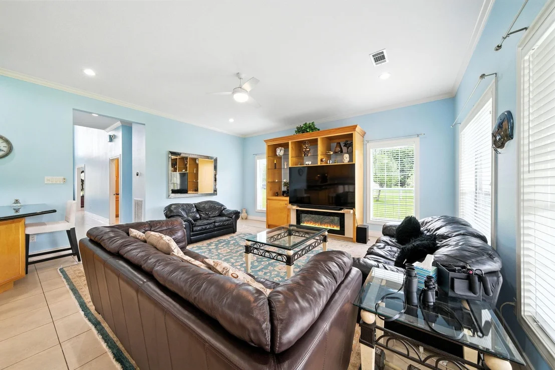 Photo of 15402 Long Road