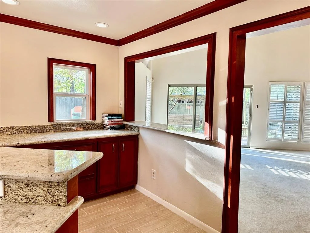 Photo of 21 N Mossrock Road