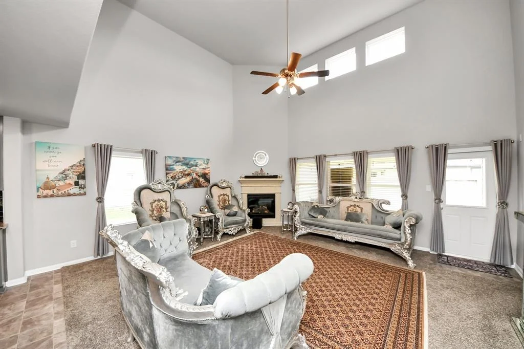 Photo of 2918 Silverhorn Lane