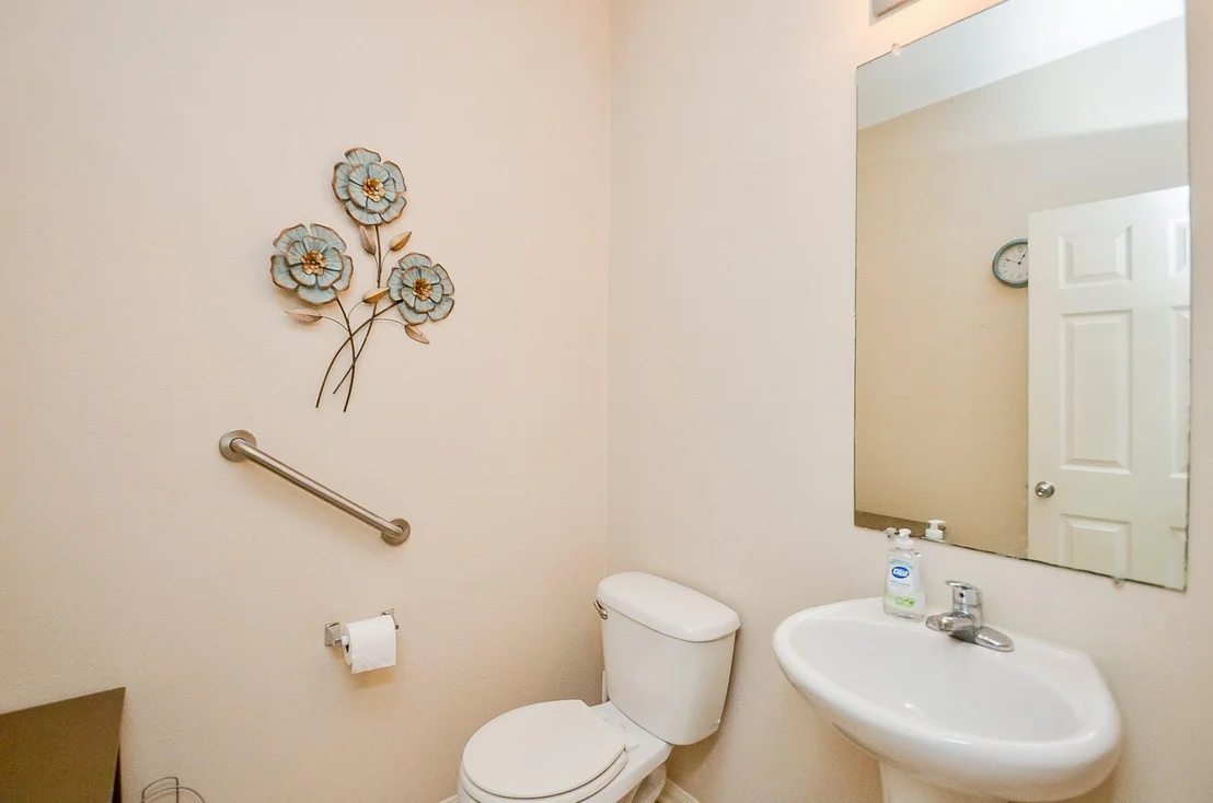 Photo of 858 Driftwood Lane