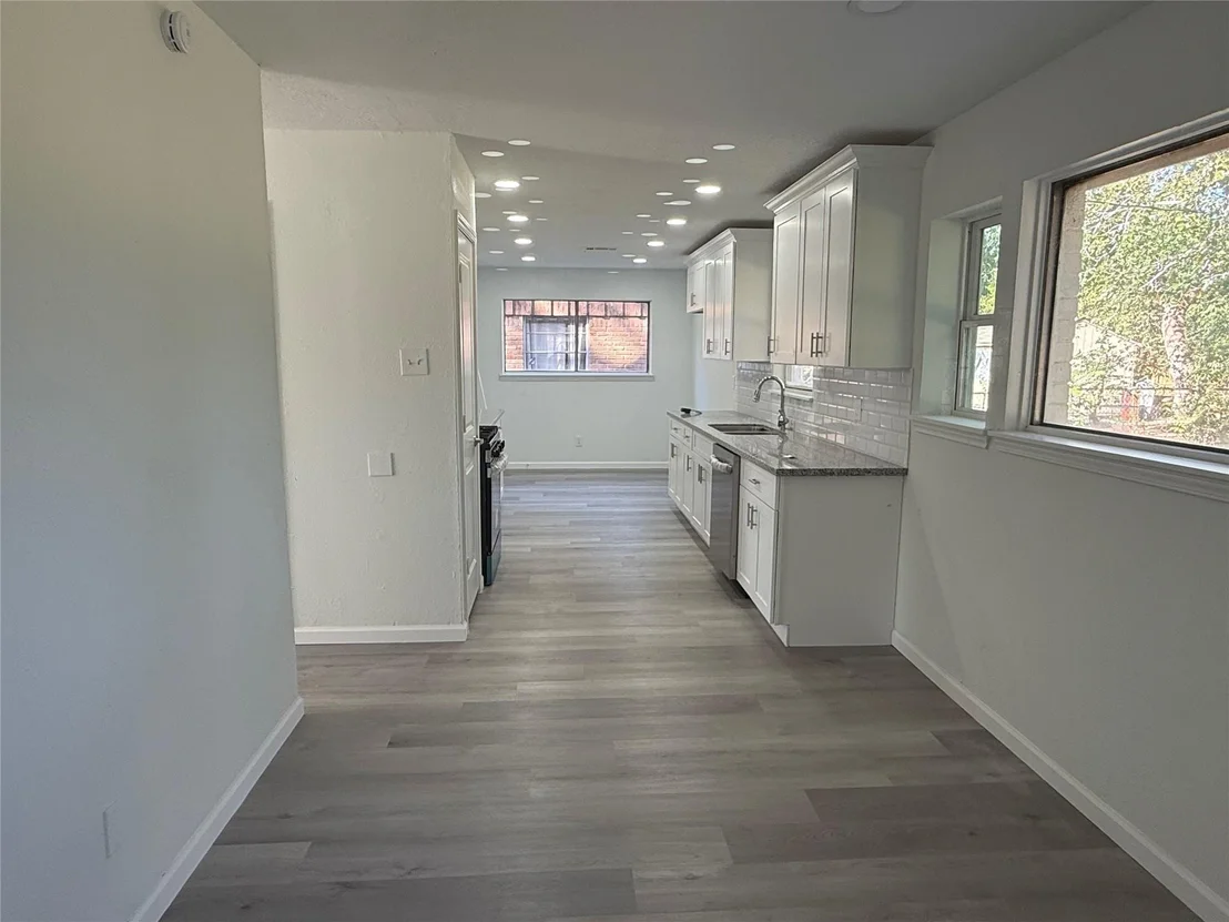 Photo of 5615 Greylog Drive