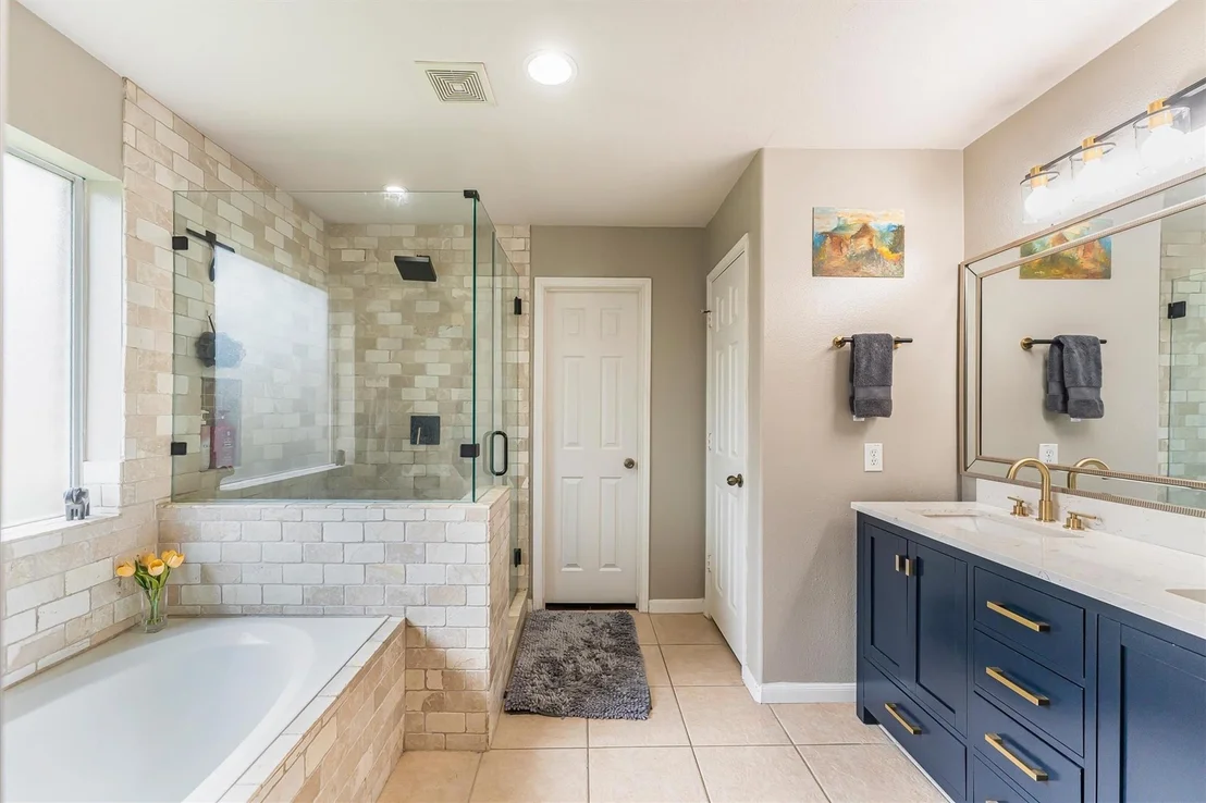 Photo of 6822 Summer Bridge Lane