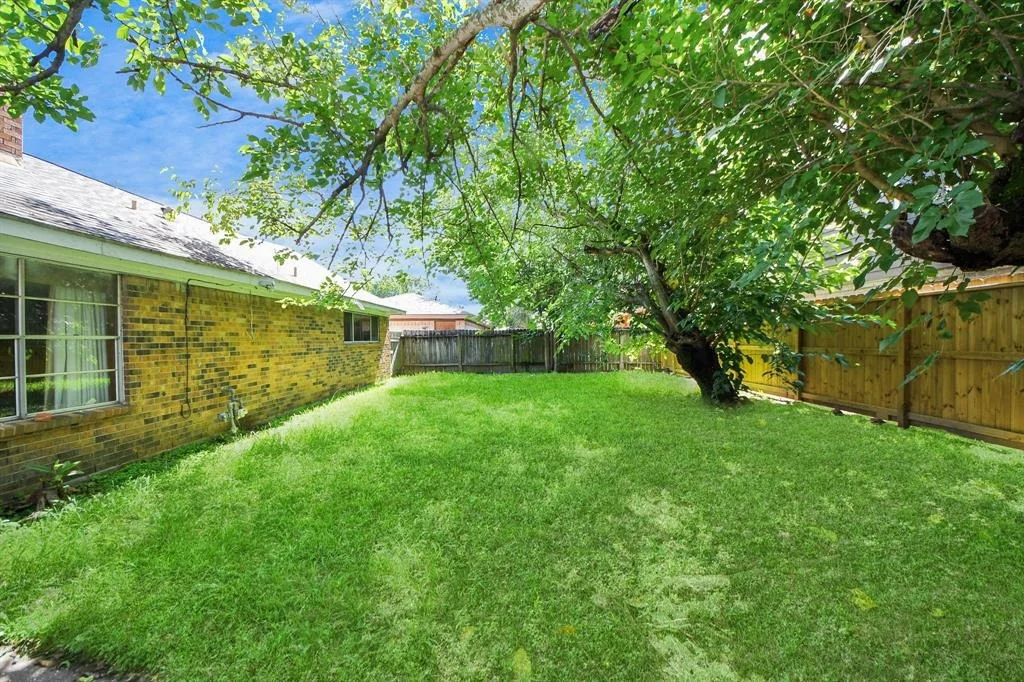 Photo of 4214 Iroquois Drive