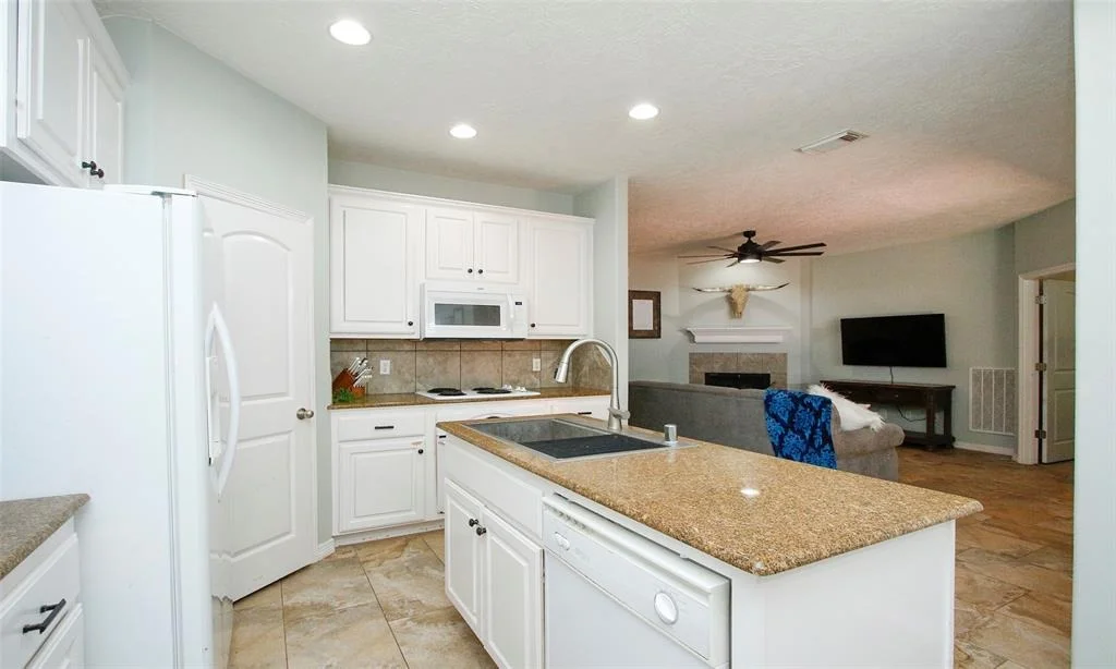 Photo of 10554 Parkside Drive