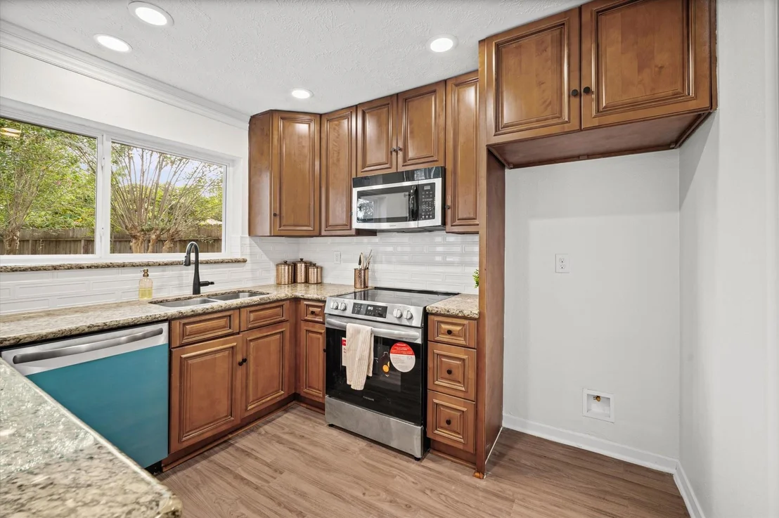 Photo of 13711 Cologne Drive