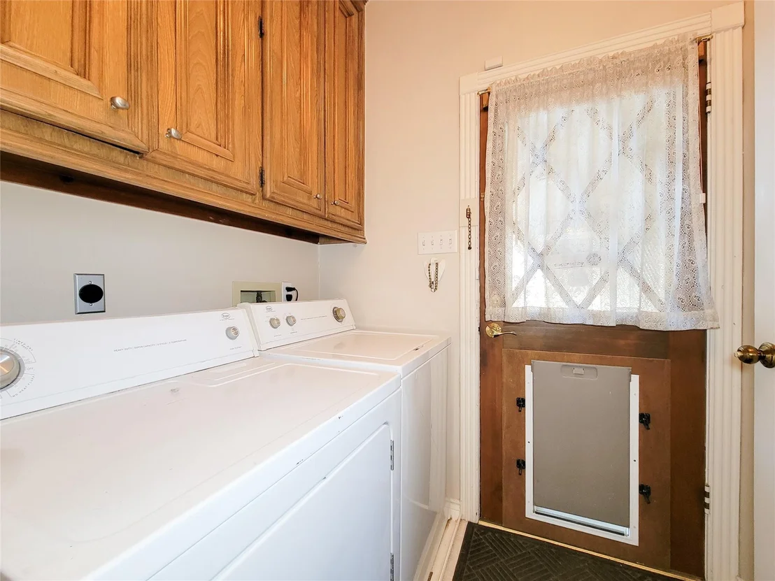 Photo of 5810 Glenmere Lane
