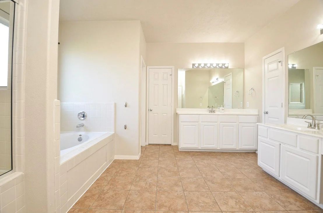 Photo of 18302 Glenn Haven Estates Drive