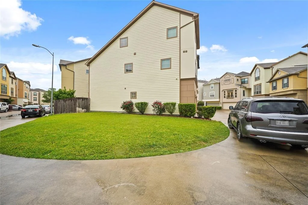 Photo of 3331 Clearview Villa Way